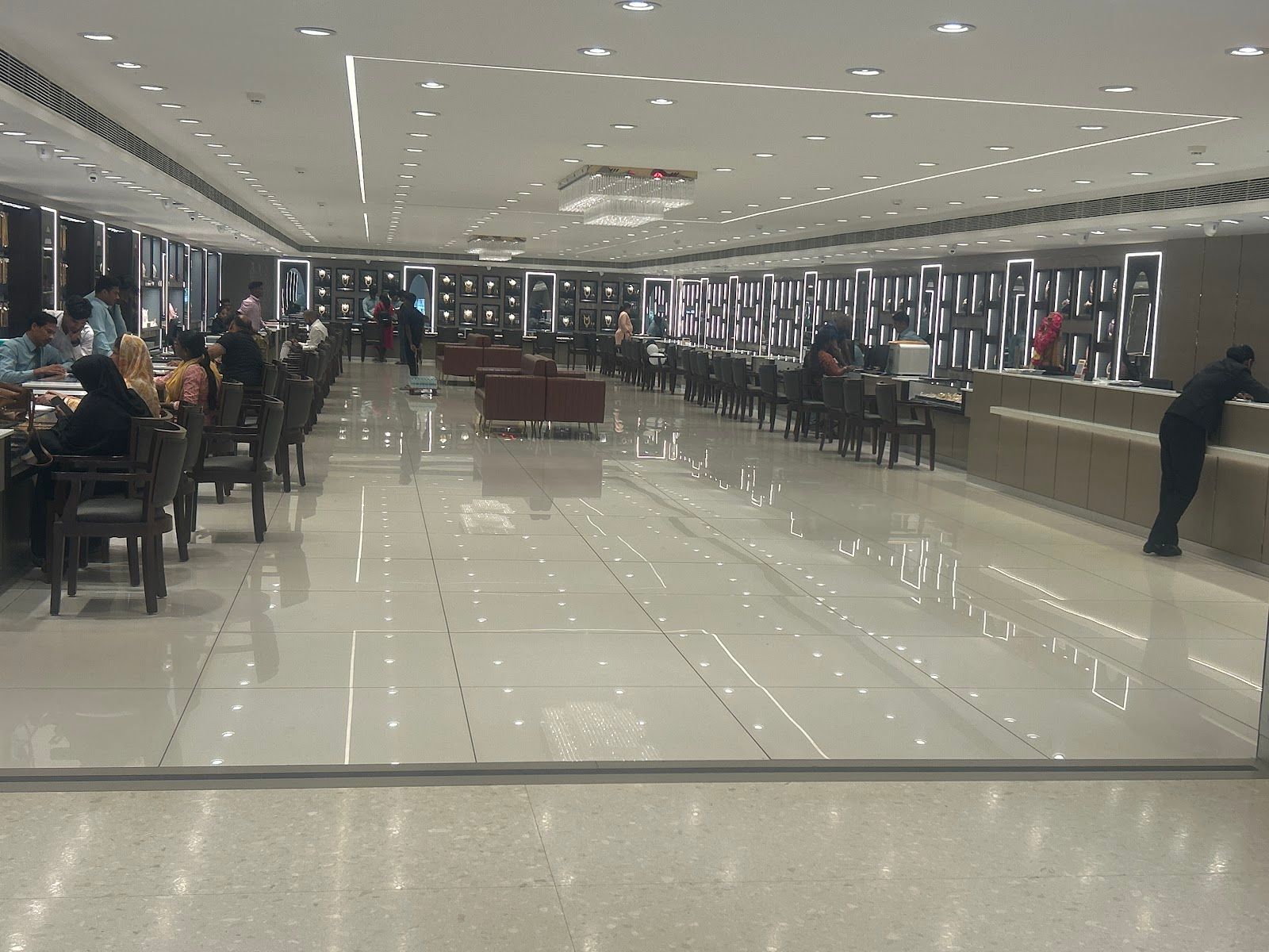 Kalyan Jewellers - T. Nagar — photo