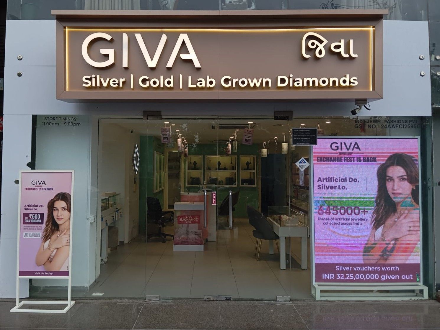 GIVA Silver & Gold Jewellery | VIP Road Surat | Lab Grown Diamonds — photo