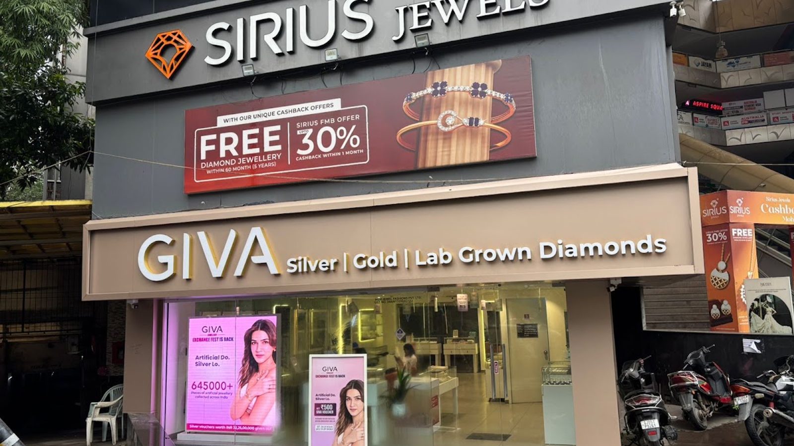 GIVA Silver & Gold Jewellery Store | Ghod Dod Road, Surat