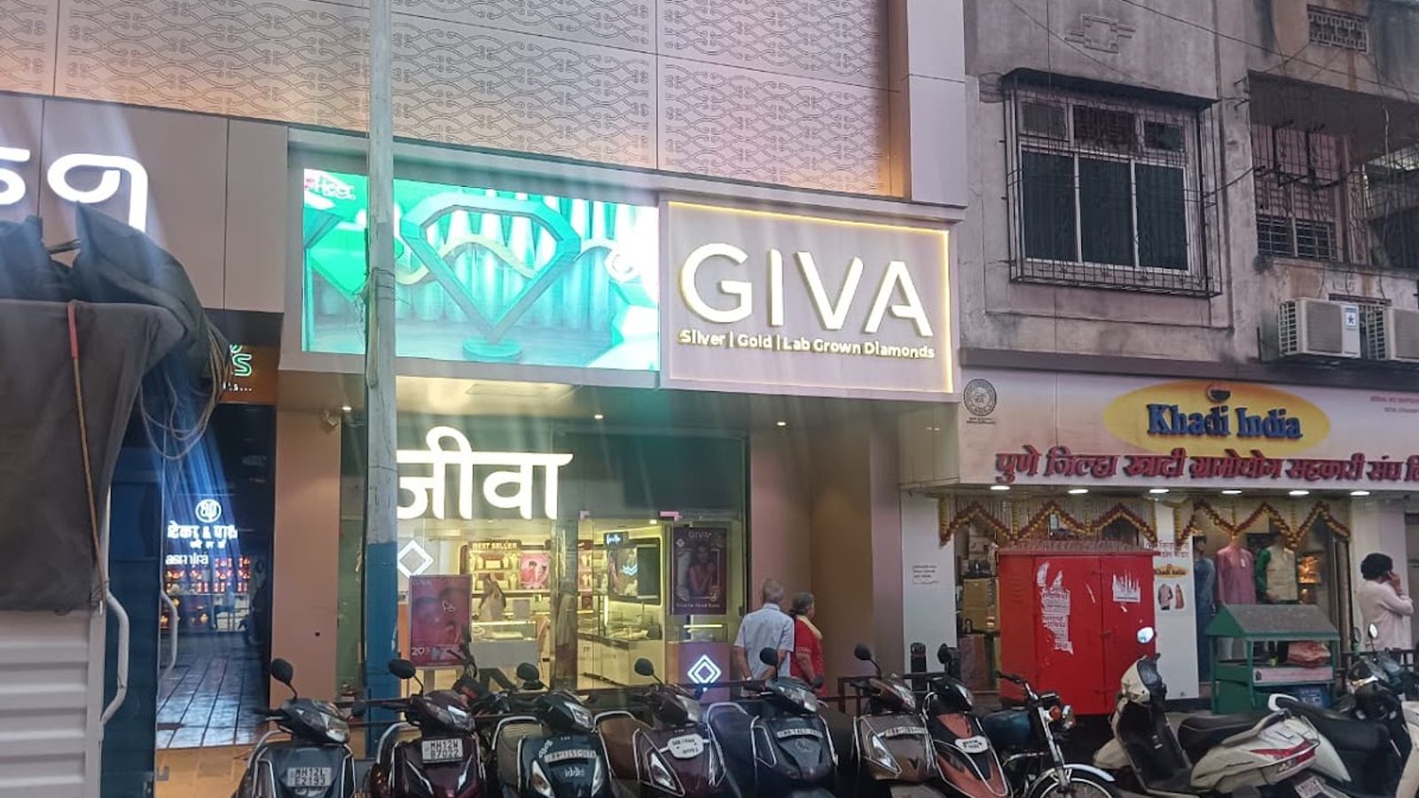 GIVA Silver & Gold Jewellery | Laxmi Road Pune | Lab Grown Diamonds