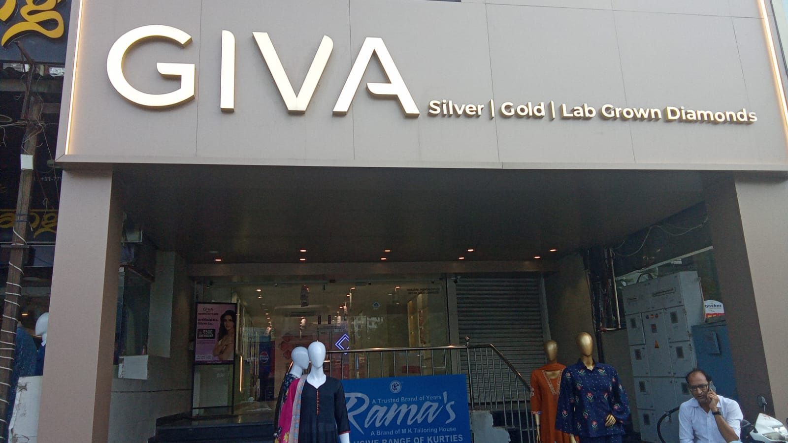 GIVA Silver & Gold Jewellery Store | Malviya Nagar, Jaipur