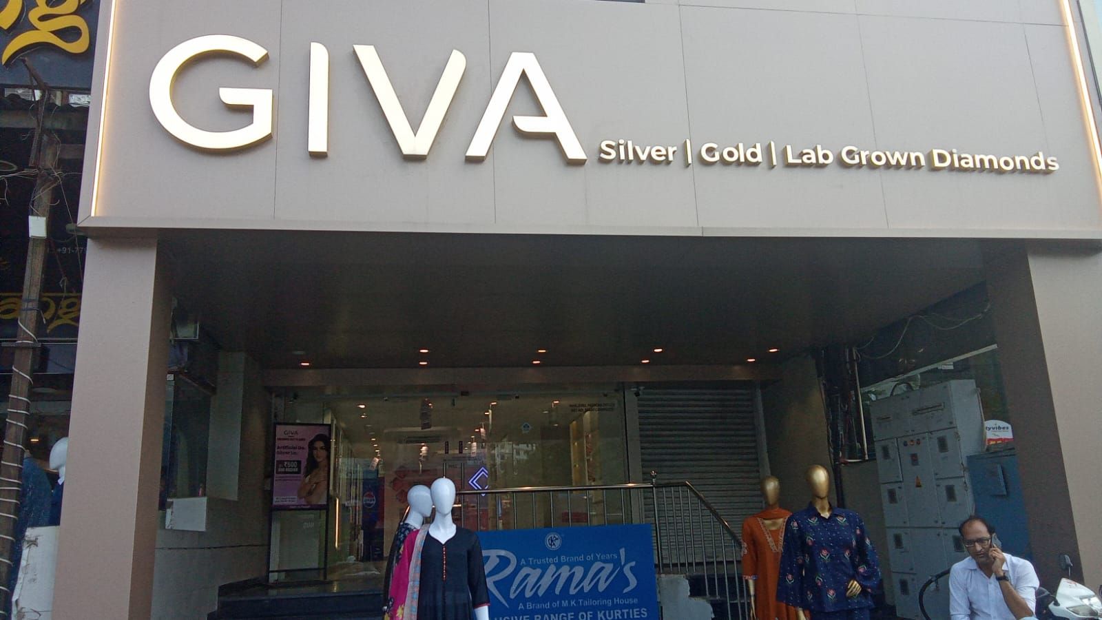 GIVA Silver & Gold Jewellery Store | Malviya Nagar, Jaipur — photo