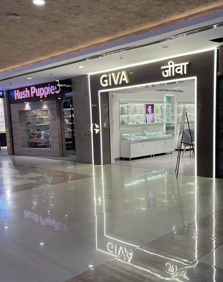GIVA Silver & Gold Jewellery Store in Logix Mall, Noida City Center — photo
