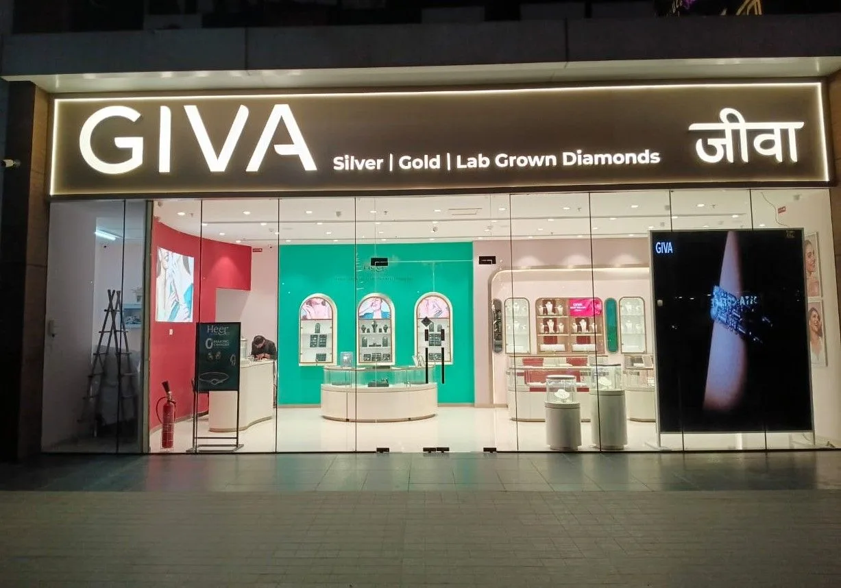 GIVA Silver & Gold Jewellery Store | Gulshan One29, Noida — photo