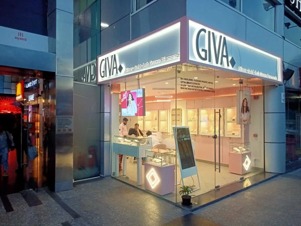 GIVA Silver & Gold Jewellery | MGF Metropolitan Mall | Lab Grown Diamonds — photo