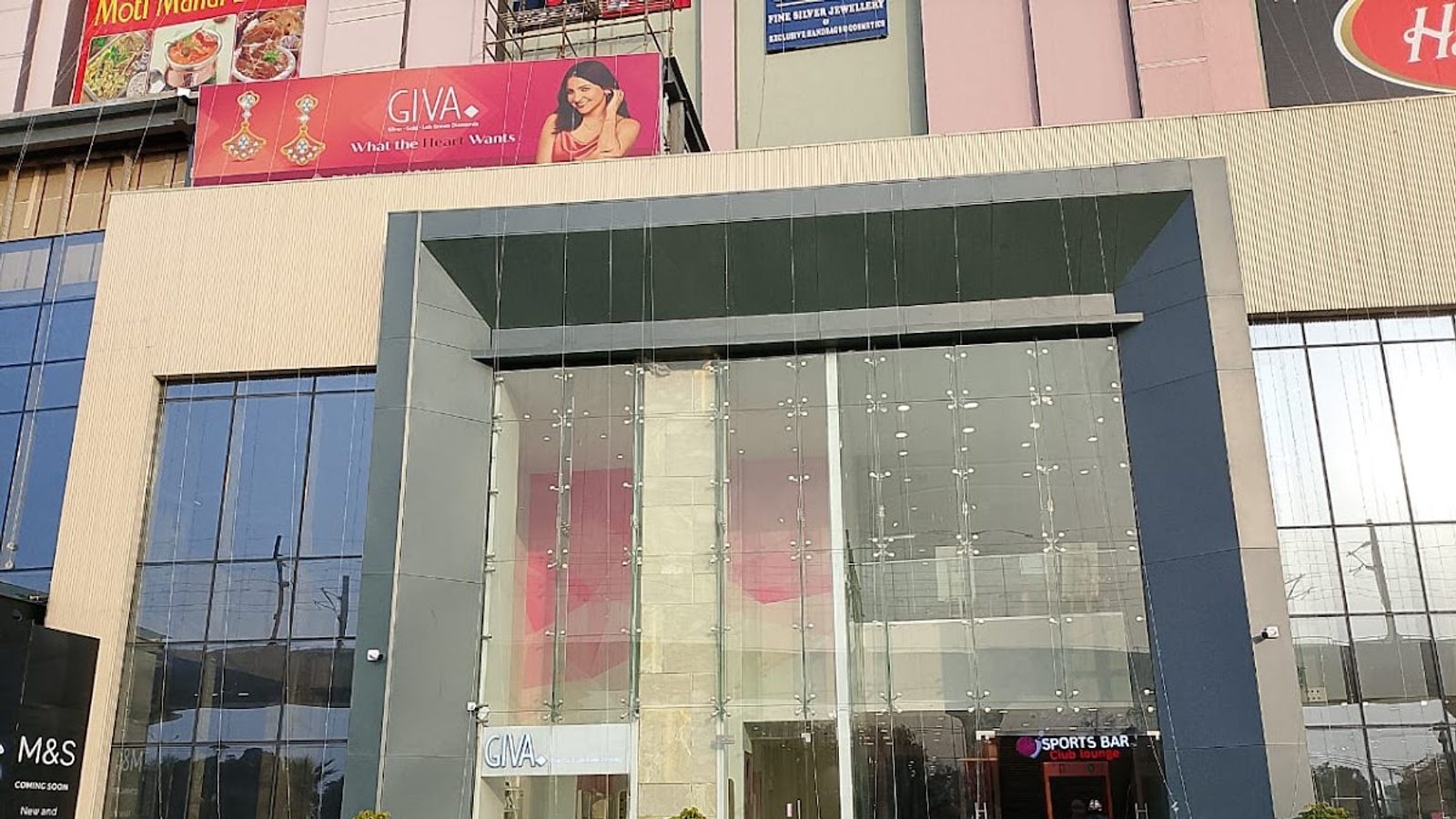 GIVA Silver & Gold Jewellery Store | Faridabad, Amolik City