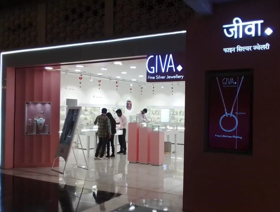 GIVA Silver & Gold Jewellery | The Grand Venice Mall | Lab Grown Diamonds — photo