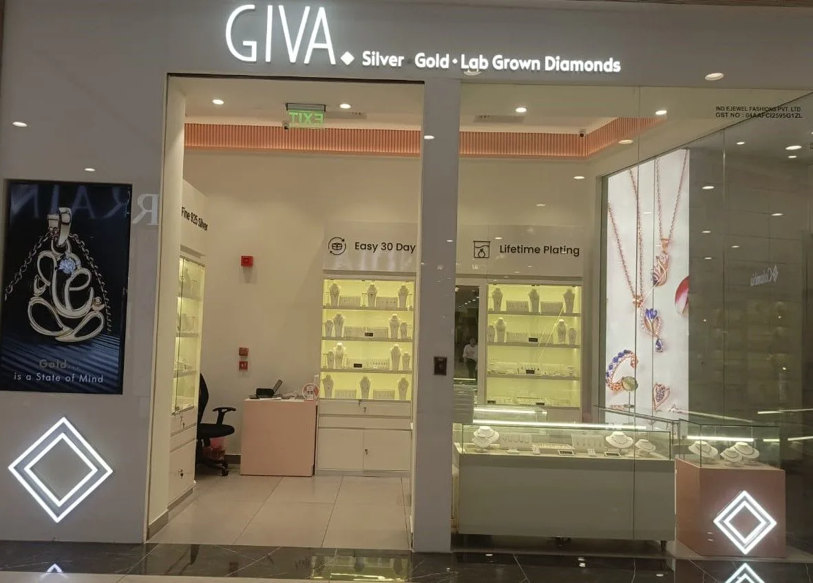 GIVA Silver & Gold Jewellery | Elante Mall | Lab Grown Diamonds — photo