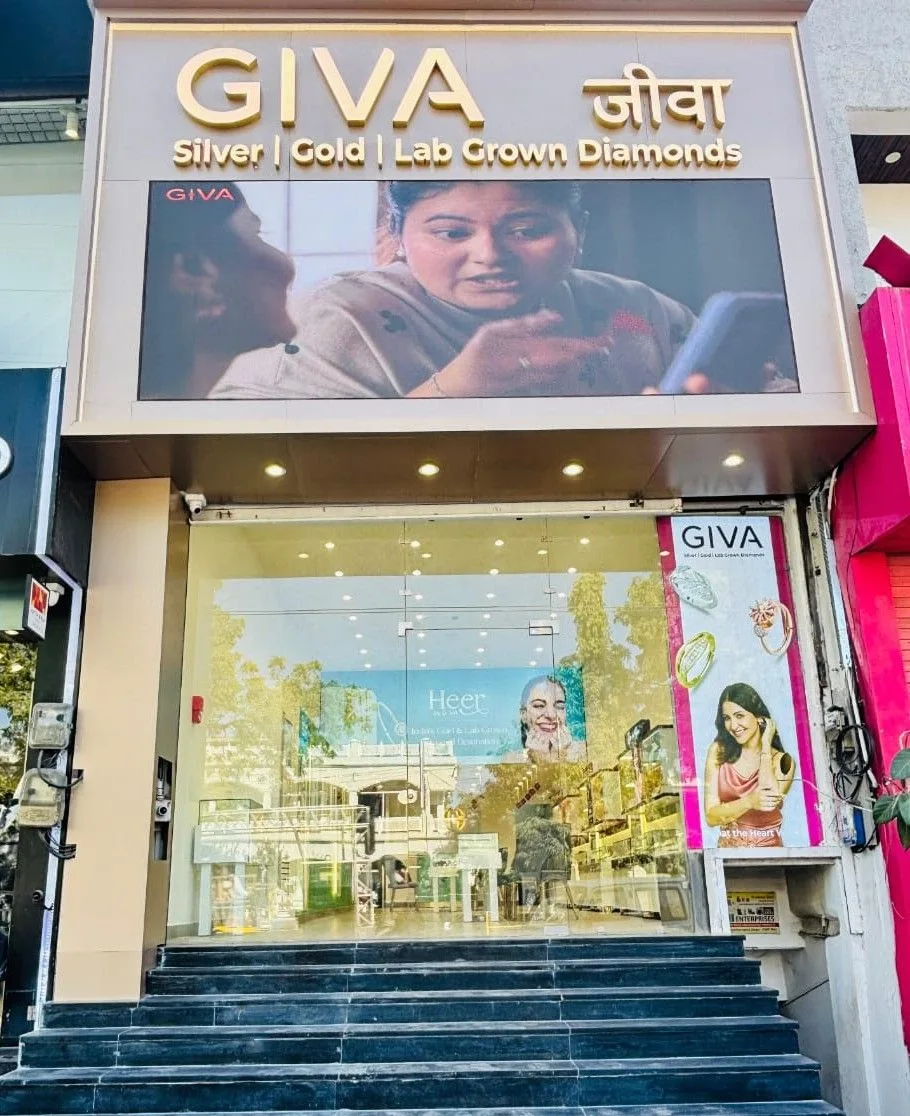 GIVA Silver & Gold Jewellery Store | Ashok Nagar Udaipur — photo