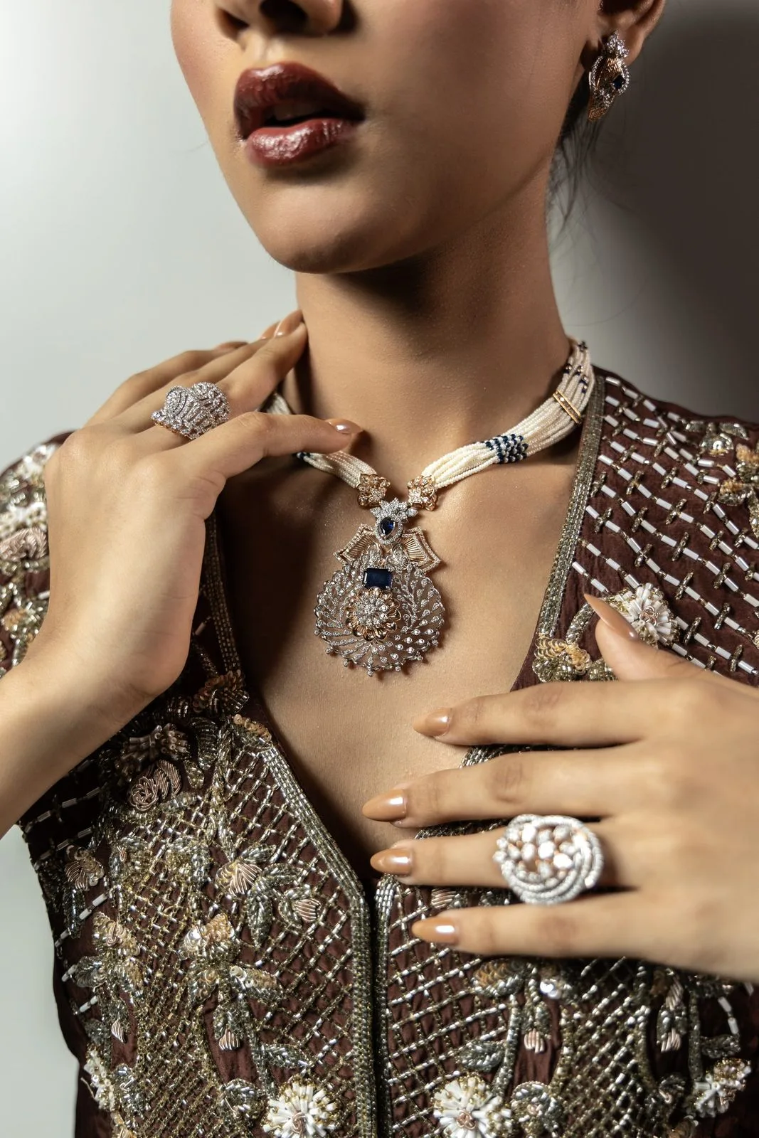 Elegant Diamond Studded Gold Necklace