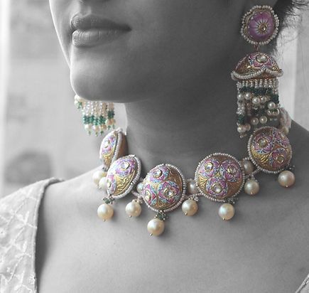 𝗦𝘄𝗮𝗿𝗮𝗮 𝗝𝗲𝘄𝗲𝗹𝘀 - Best Jewellery set for wedding | Customized | Bespoke Wedding | Silver Bridal Jewellery in Surat — photo