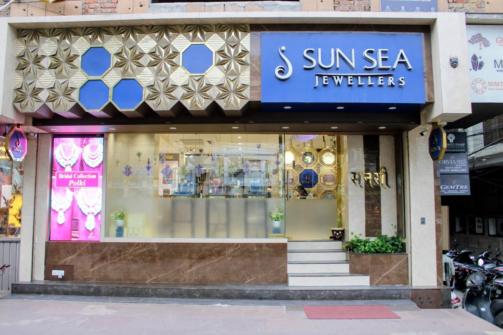 Sun Sea Jewellers- Certified Diamond & Gold Jewellery | Solitaires & Gems — photo
