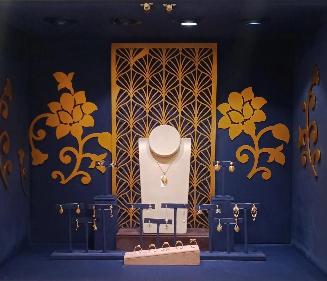 BlueStone Jewellery Bhupindra Road, Patiala — photo