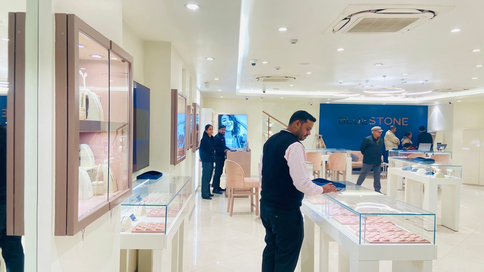 BlueStone Jewellery Bhelupur, Varanasi — photo