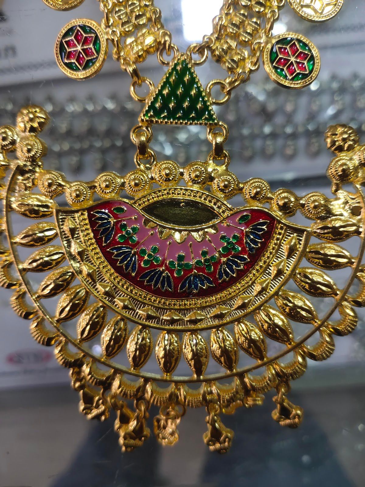 Suvarna Mahal — photo
