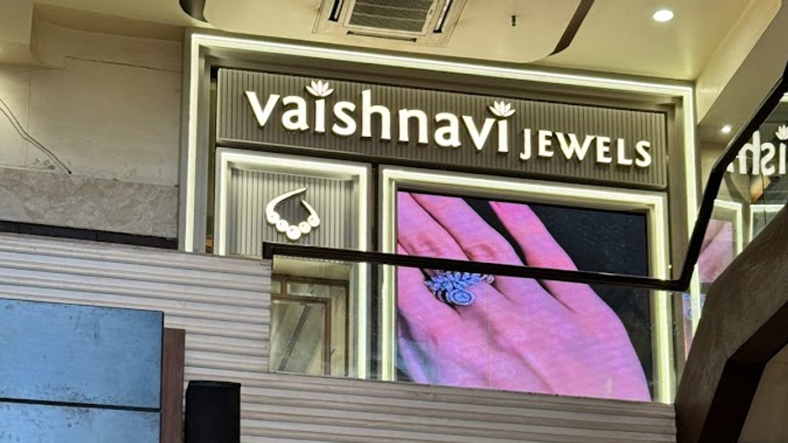 Vaishnavi Jewels