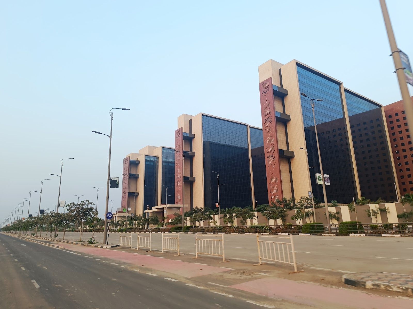 Surat Diamond Bourse (SDB) — photo