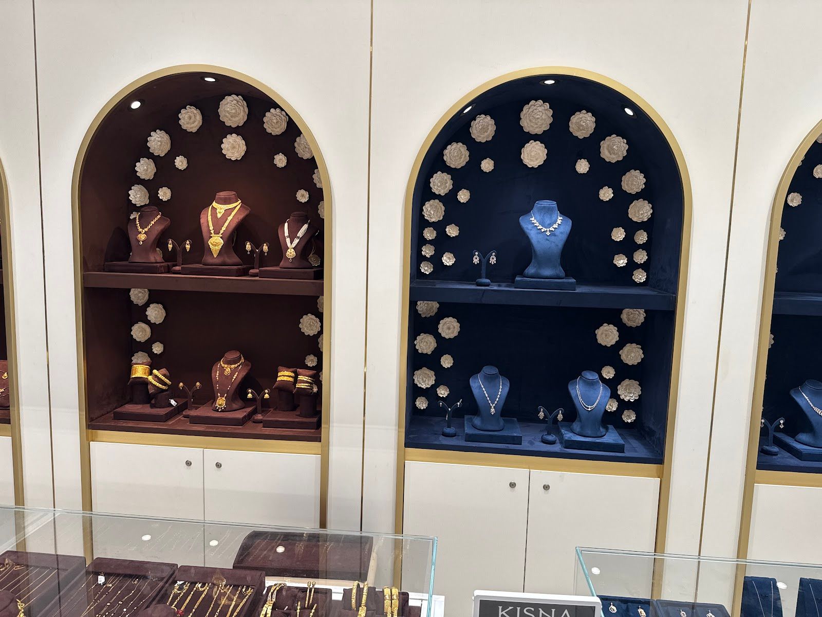 Kisna Diamond & Gold Jewellery - Ghatkopar East, Mumbai — photo