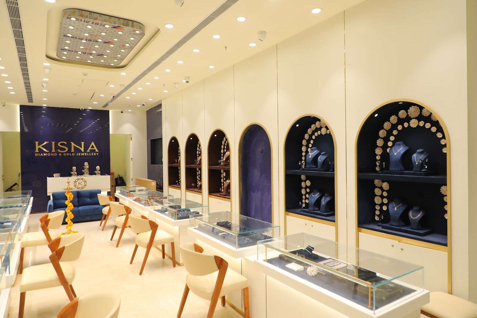 Kisna Diamond & Gold Jewellery - Nexus Vijaya Mall, Chennai — photo
