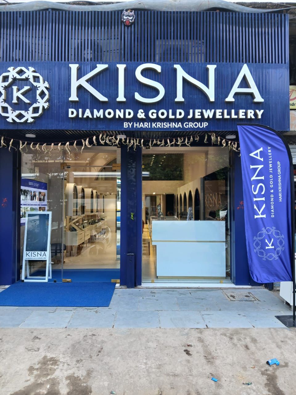 Kisna Diamond & Gold Jewellery - MI Road, Jaipur — photo