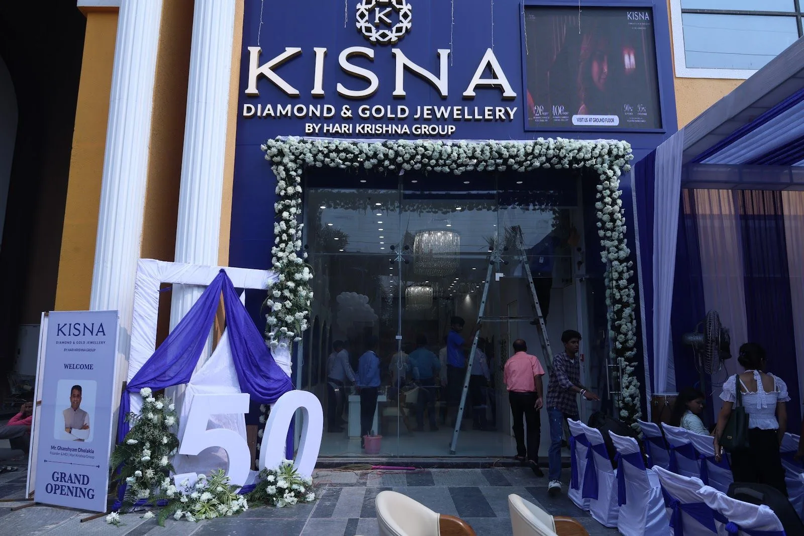 Kisna Diamond & Gold Jewellery - Spectrum mall, Noida — photo