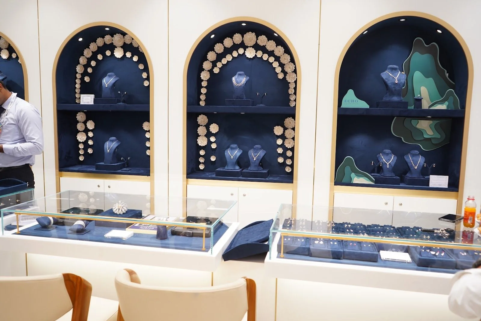 Kisna Diamond & Gold Jewellery- Begum Bridge Road, Meerut — photo