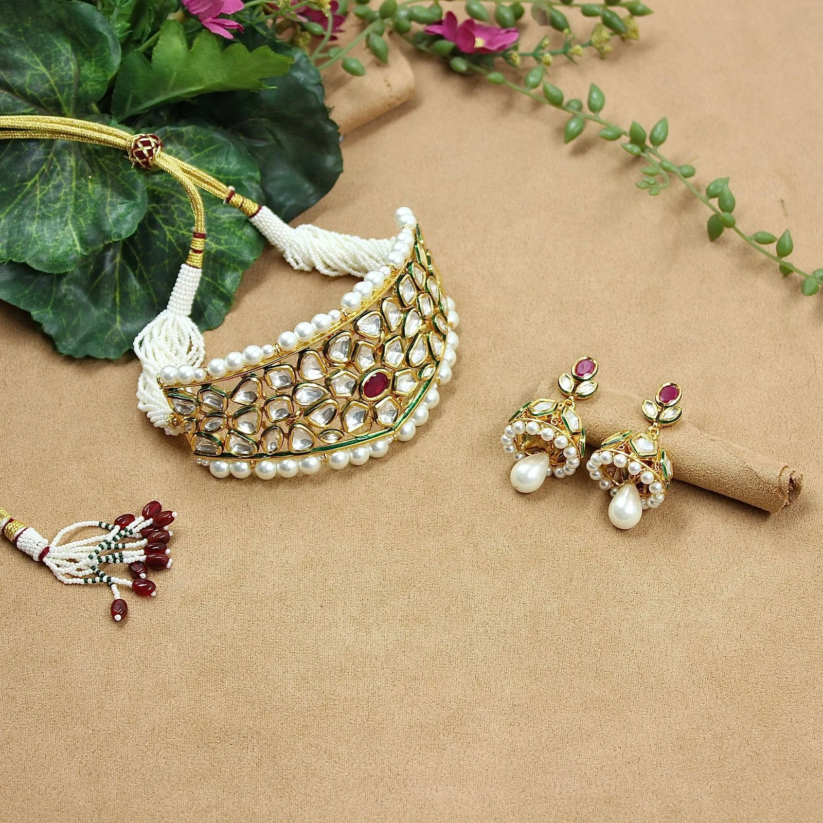 Samaira – Regal Pearl Polki Choker Set