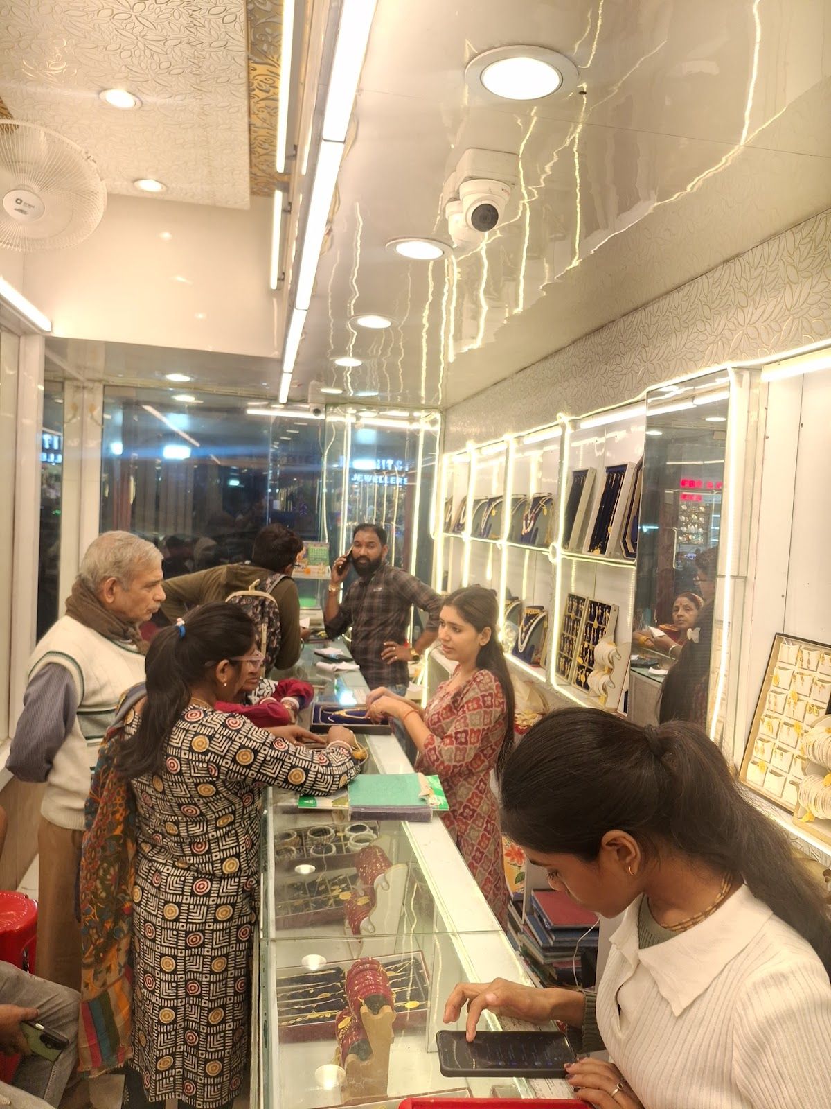 P. C. Chandra Jewellers Bowbazar — photo