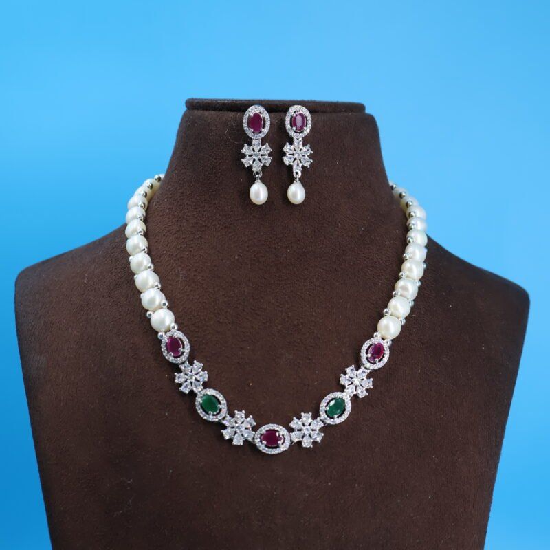 Siddheshwar Jewellers & Pearls - Best Necklace & Earrings Gemstone Jewellery Set in Charminar Hyderabad — photo