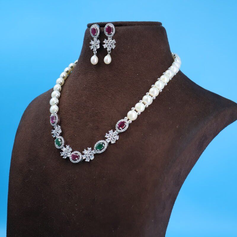 Siddheshwar Jewellers & Pearls - Best Necklace & Earrings Gemstone Jewellery Set in Charminar Hyderabad — photo