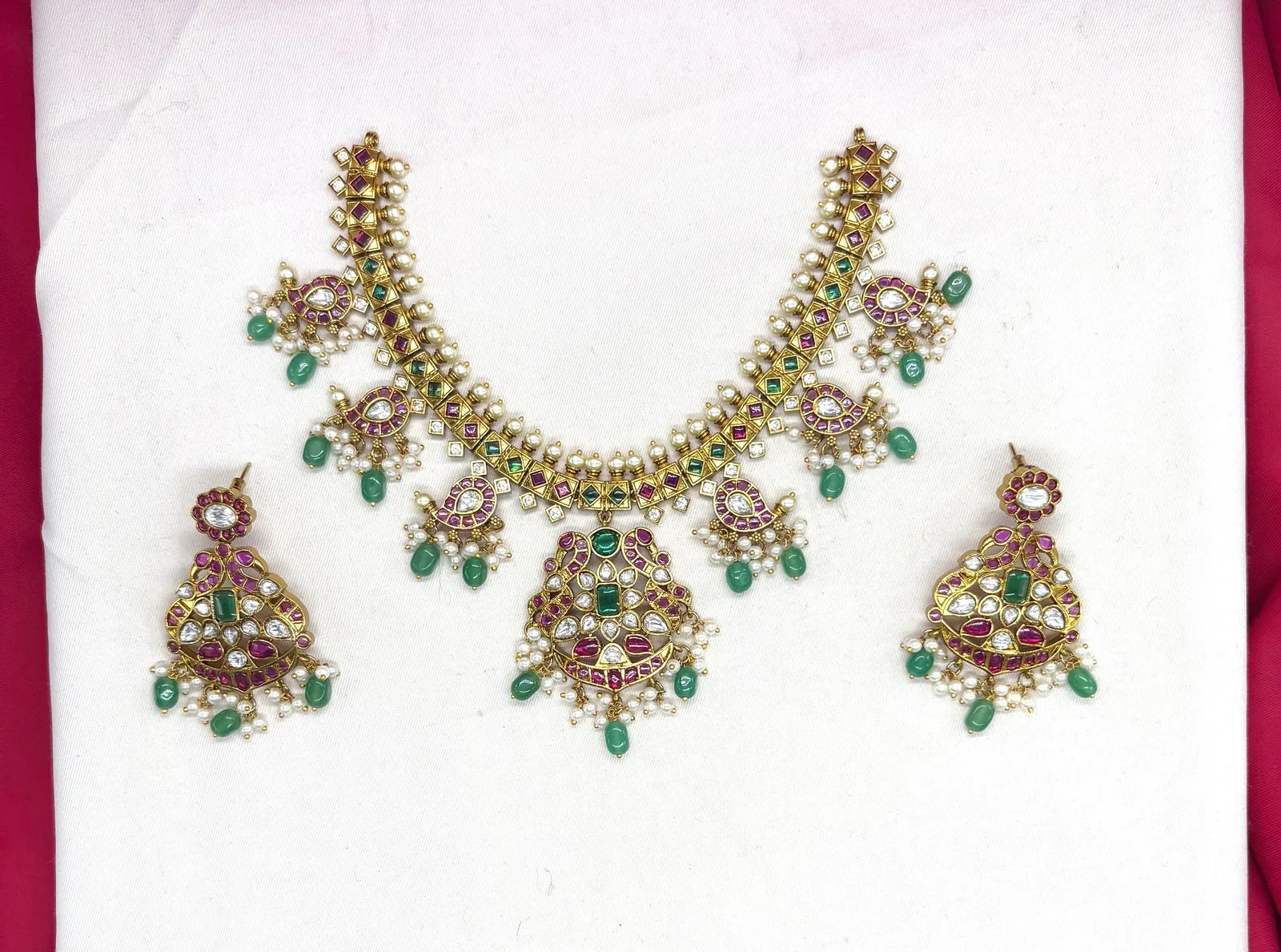 Jadau Kundan with Green Beads Floral design Short Necklace