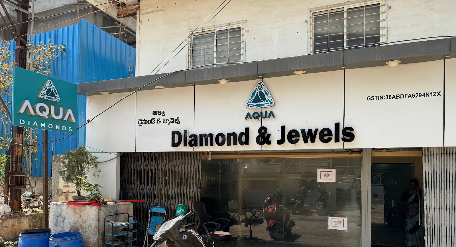 Aqua Diamond & Jewels — photo
