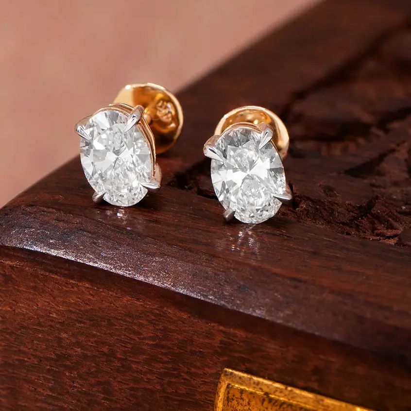 Svaraa Jewels | Best Lab Grown Diamond Jewellery Store | Shivranjani Ahmedabad | Gold Jewelry — photo
