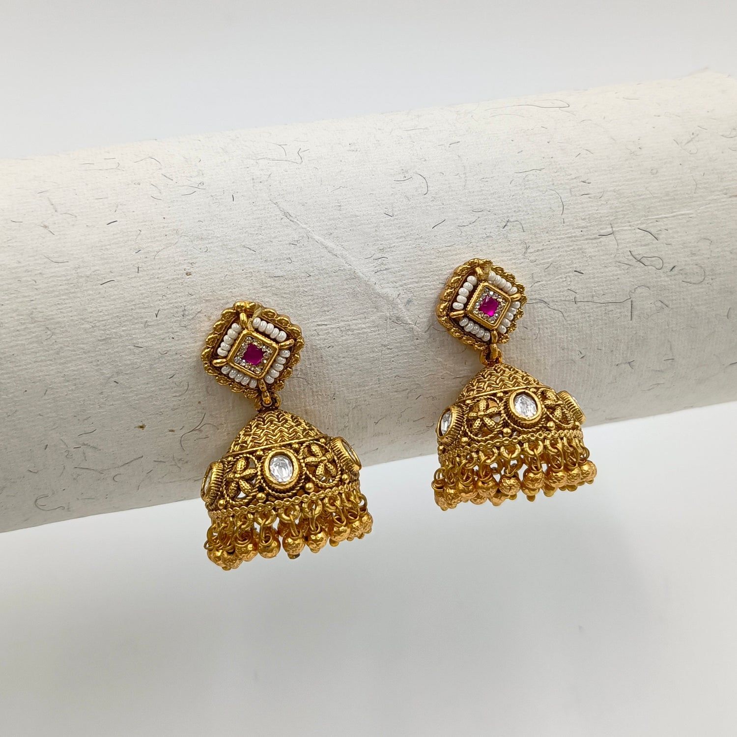 Shree Radhe Pearls - Laxmi Road — photo