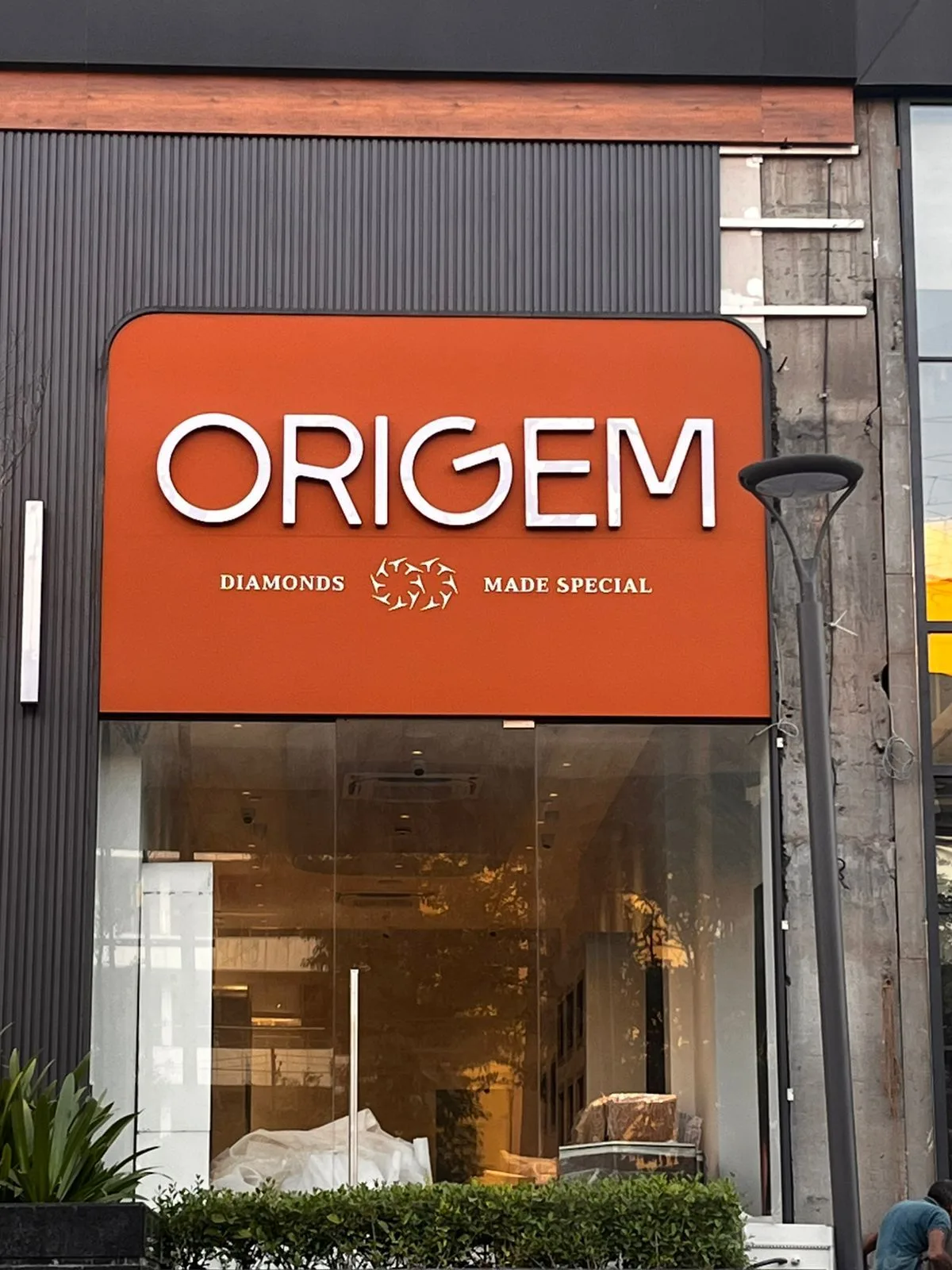 ORIGEM, Central 50, Noida — photo