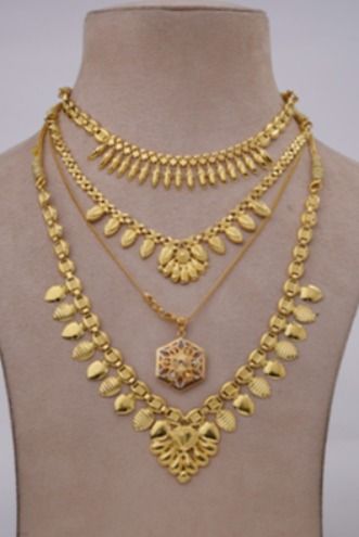 Leo's Gold And Diamonds — photo