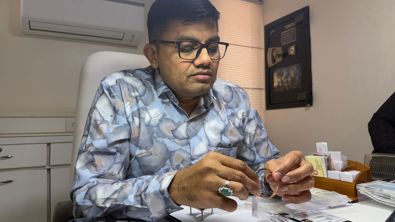 Krishna Diamond — photo
