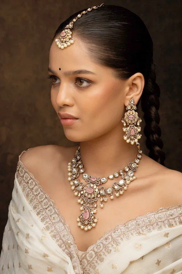 StudioGulabiJewelry by Shaminii Patel — photo