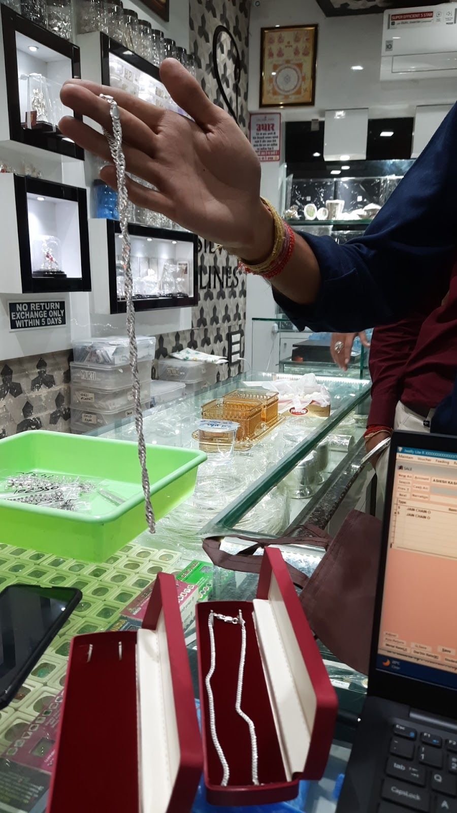 SilverLines Jewellers — photo