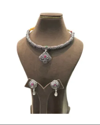 SS Ornaments and Jewels | Oldest Showroom | Gold and Diamond jewellery in Rohtak — photo