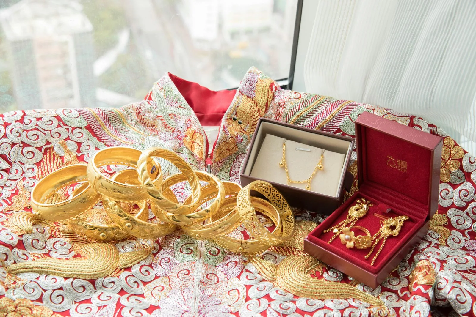 Daksh Gold — photo