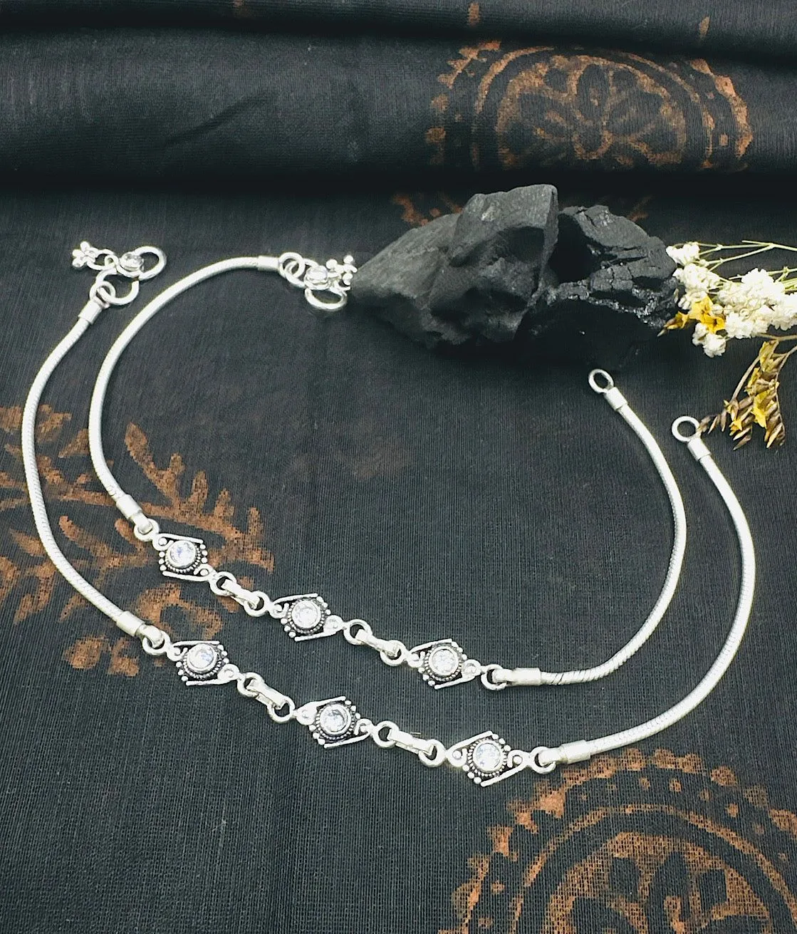Beauty Beach : An exclusive artificial jewelry & wedding accessories store in Yamunanagar — photo