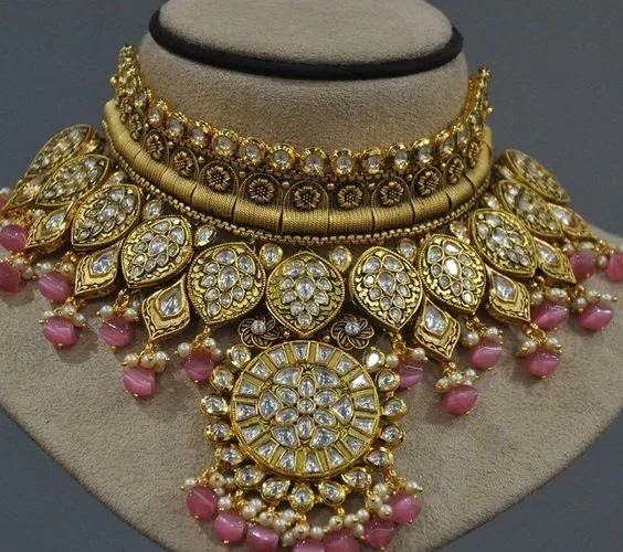 Vardhaman Jewellers — photo