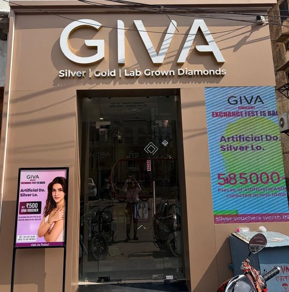 GIVA Silver & Gold Jewellery Store | Mirza Ismail Road, Jaipur