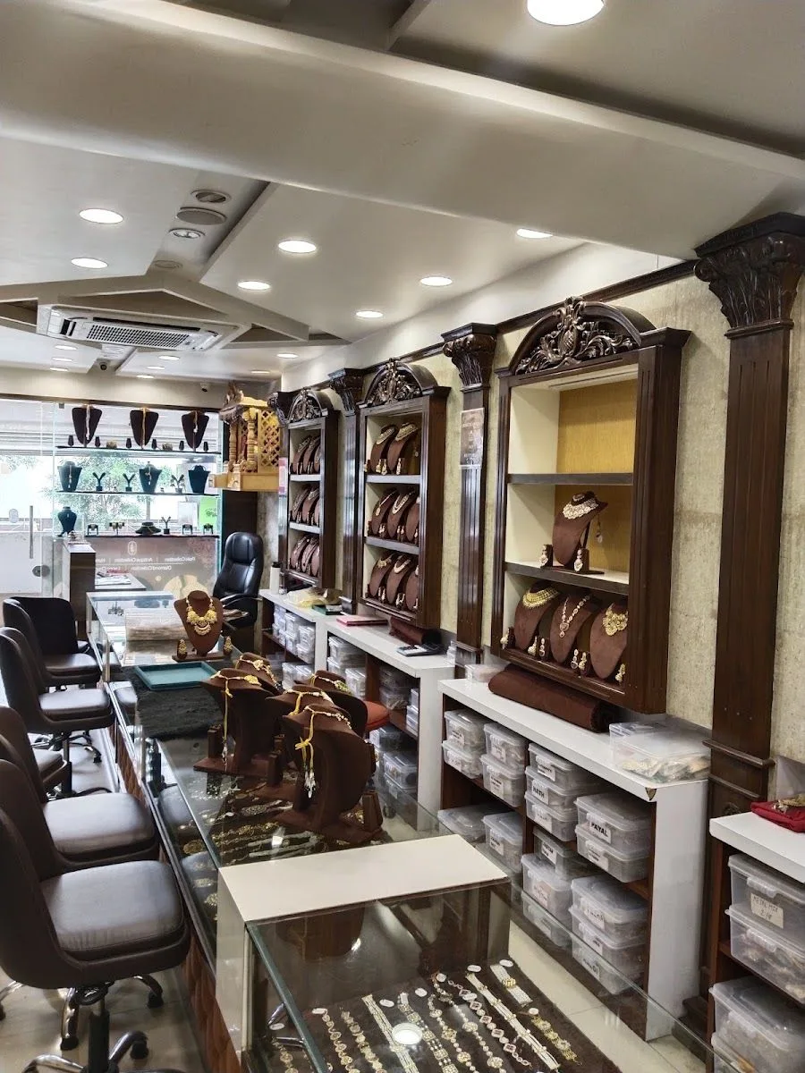 Bhawani Bangles - Best Jwellery Shop in Satellite, Manek Chowk, Naranpura Ahmedabad | Lagna Chuda | Fashion Jewellery Store