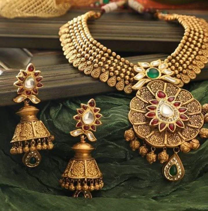 Zinzuwadia Jewellers C G Road