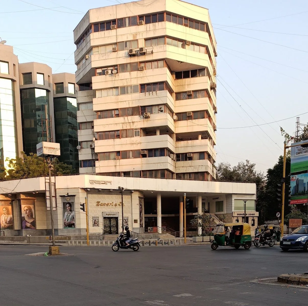 Zaveri &amp; Co.