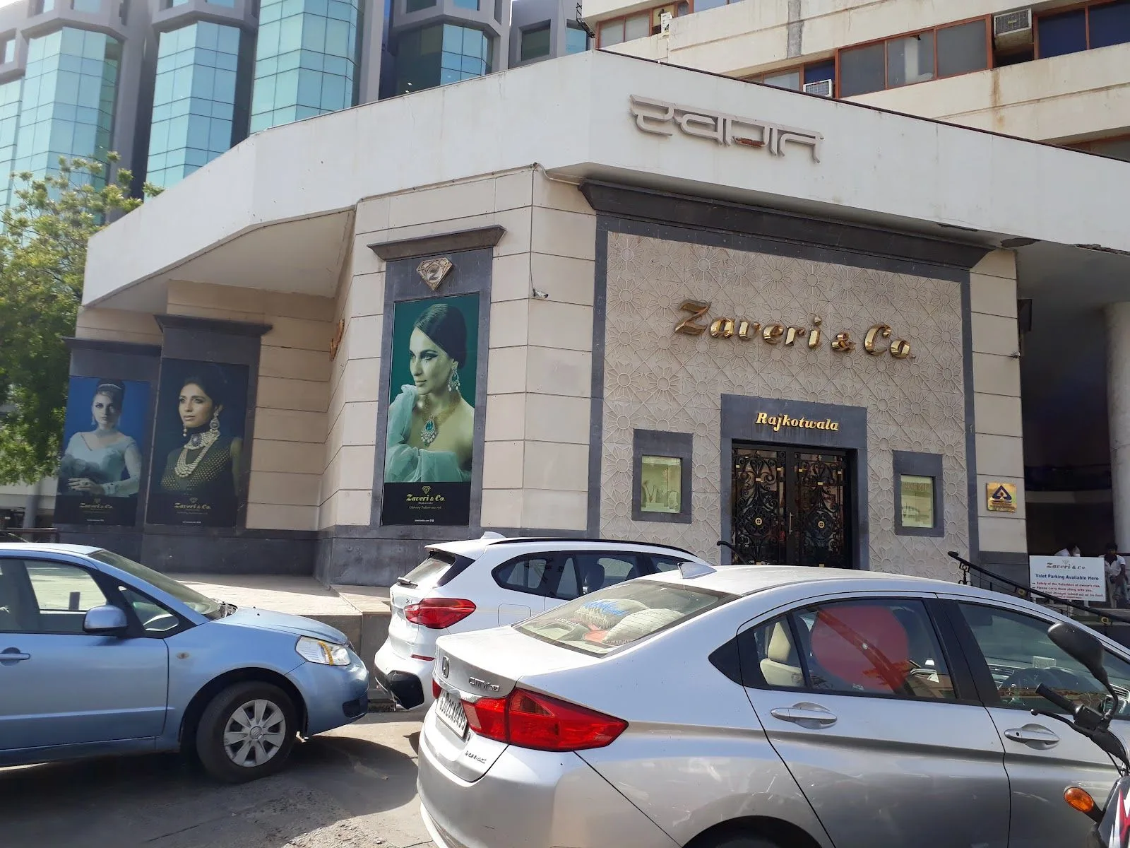 Zaveri &amp; Co.
