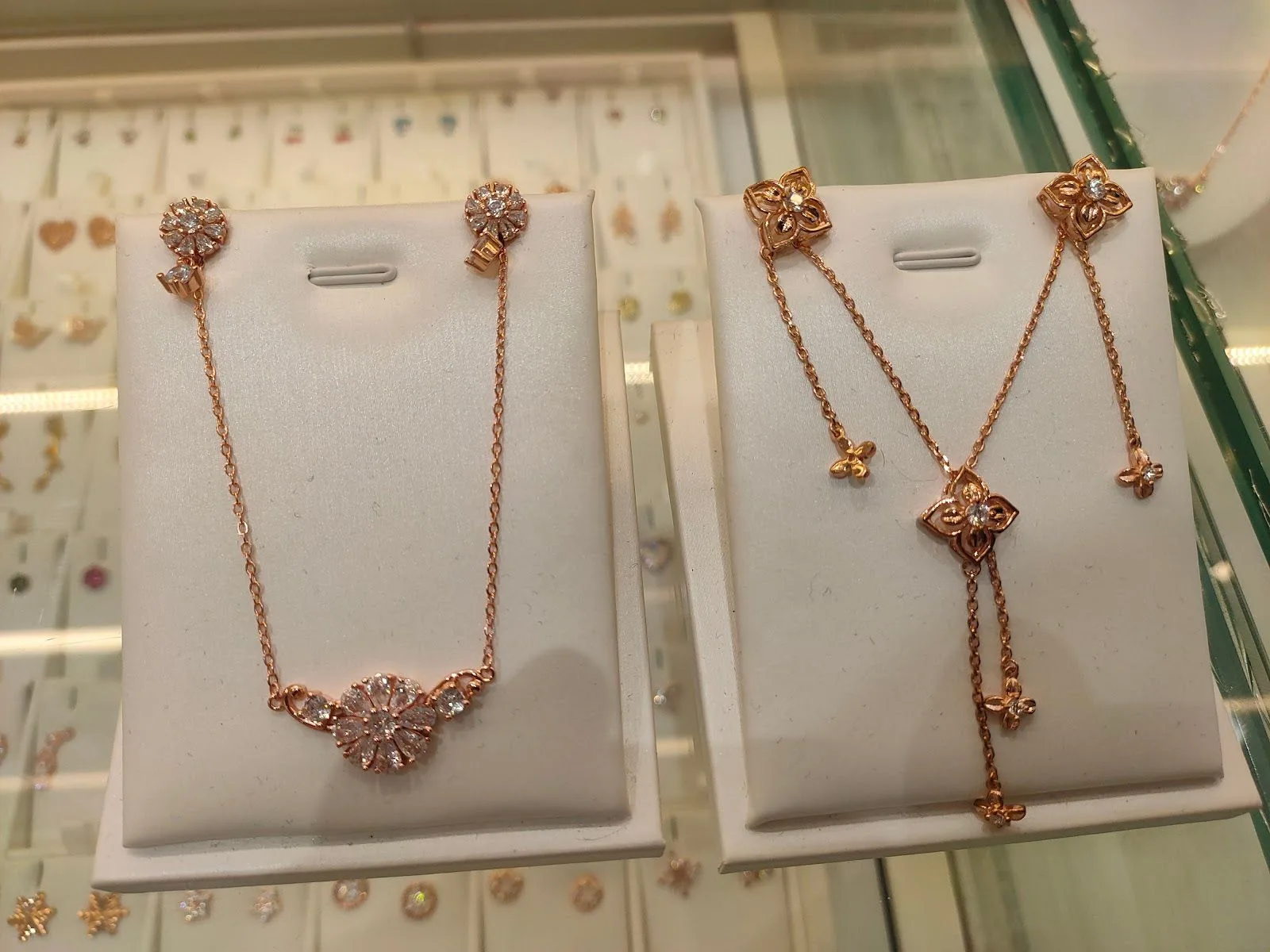 GIVA Silver &amp; Gold Jewellery | Nexus Koramangala | Lab Grown Diamonds