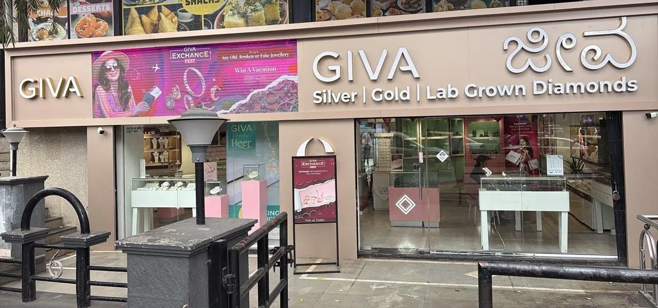 GIVA Silver &amp; Gold Jewellery | Koramangala Money Center | Lab-Grown Diamonds